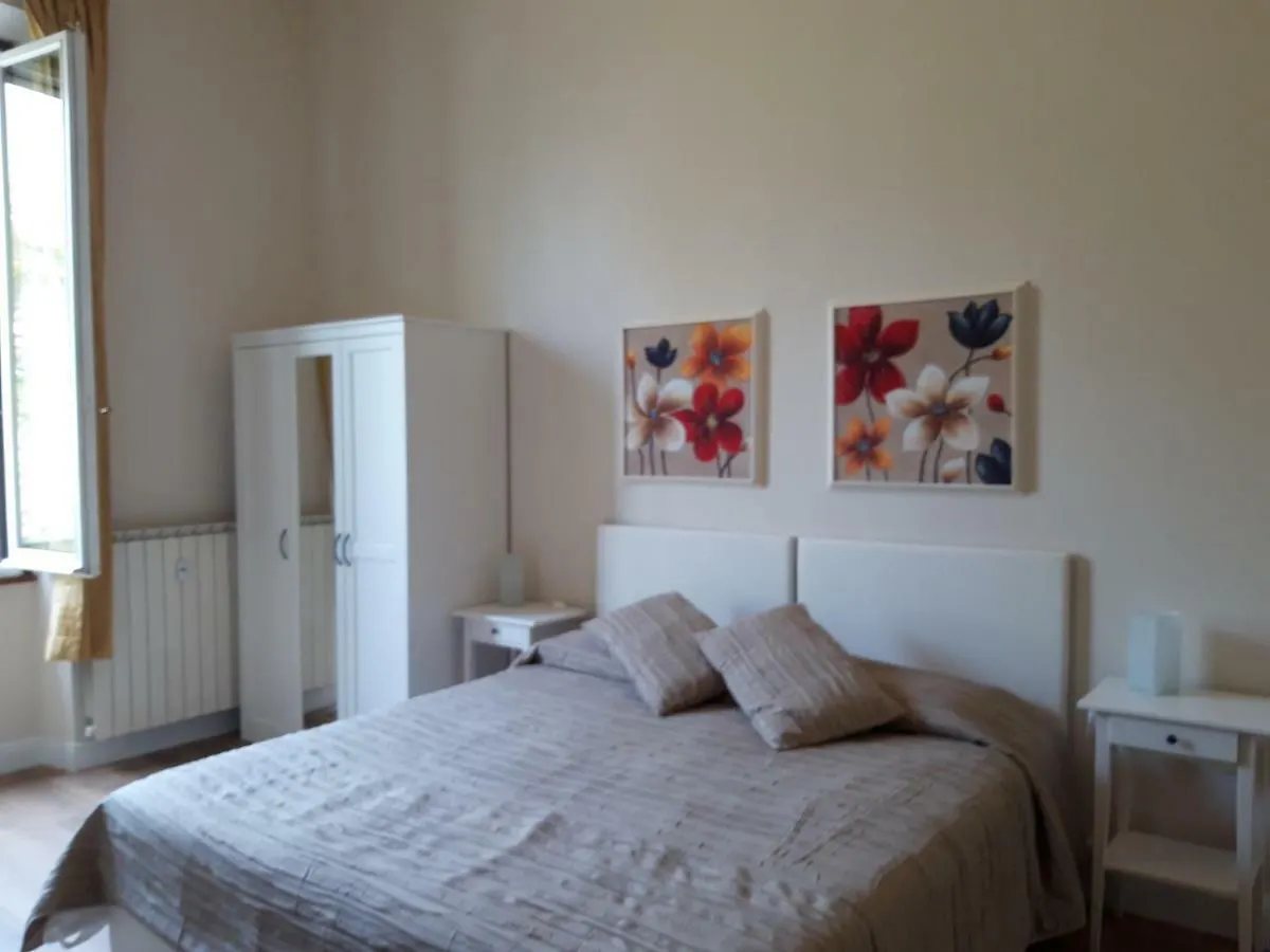 Il Sorriso Bed & Breakfast Florence 3*,